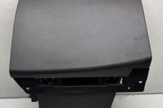 Boite a gants OPEL CORSA F Photo n°1