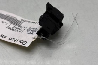 Bouton de warning OPEL CORSA F