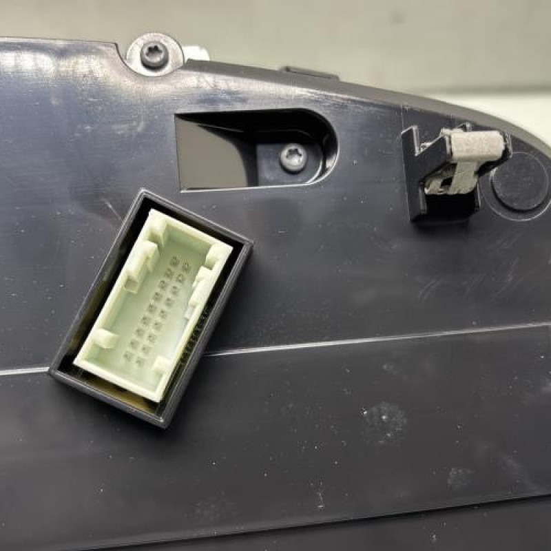 Compteur OPEL CORSA F Photo n°4