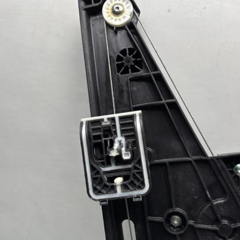 Leve vitre electrique avant droit OPEL CORSA F Photo n°3