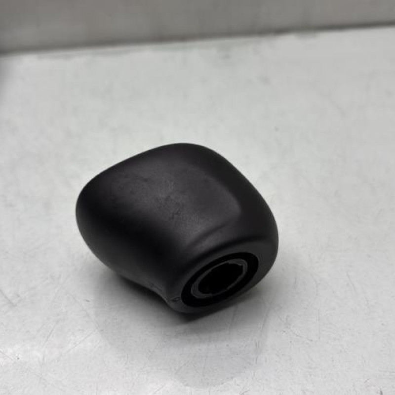 Pommeau de vitesses OPEL CORSA F Photo n°3