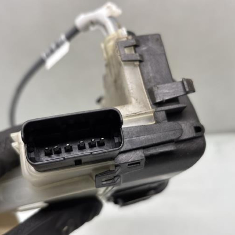 Serrure avant gauche OPEL CORSA F Photo n°6