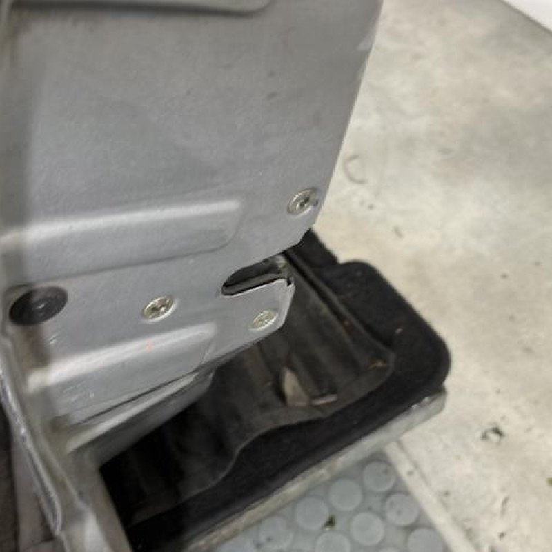 Porte avant gauche PEUGEOT 206 Photo n°3