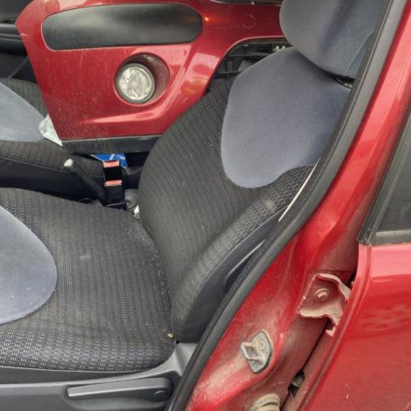 Porte avant droit CITROEN C3 1 Photo n°19