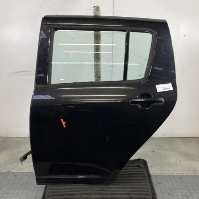 Porte arriere gauche SUZUKI SWIFT 3 Photo n°1