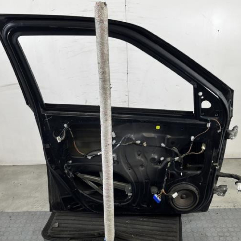 Porte avant gauche SUZUKI SWIFT 3 Photo n°5