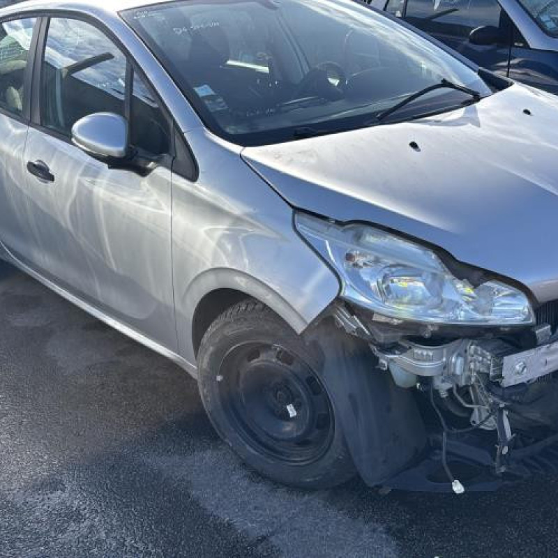 Porte avant droit PEUGEOT 208 1 Photo n°8