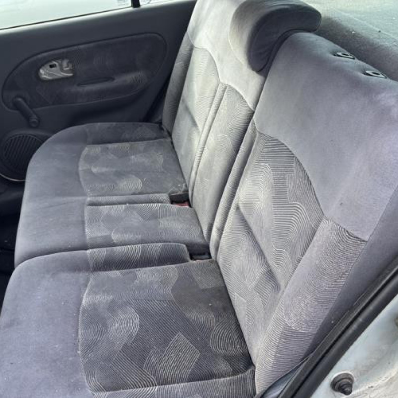 Retroviseur droit RENAULT CLIO 2 Photo n°17