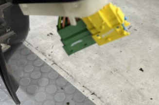 Porte avant droit PEUGEOT 208 1