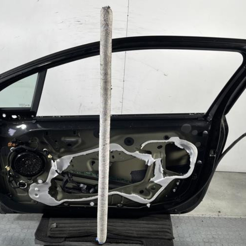 Porte avant droit PEUGEOT 208 1 Photo n°4