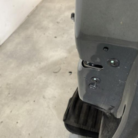 Porte avant droit PEUGEOT 208 1