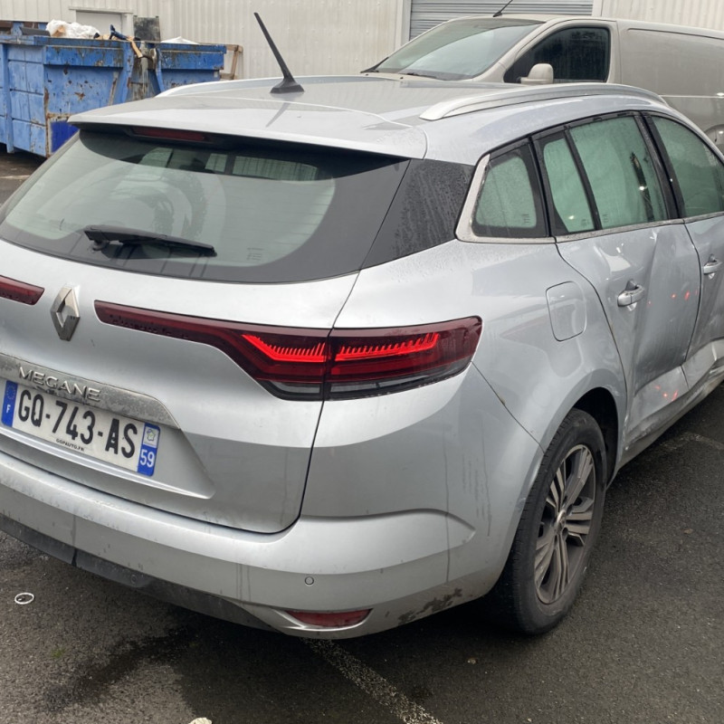 RENAULT MEGANE 4 PHASE 2 BREAK 1.5 BLUE DCI - 8V TURBO Photo n°3