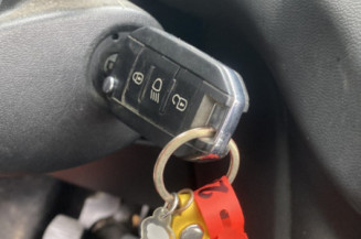 PEUGEOT 208 1 PHASE 2 1.2 VTI - 12V