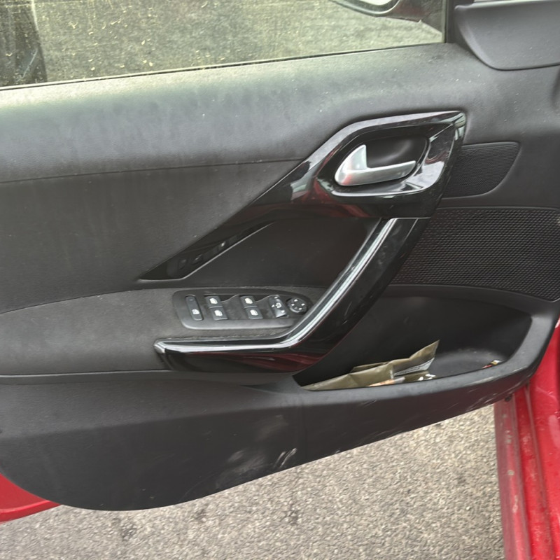 PEUGEOT 208 1 PHASE 2 1.2 VTI - 12V Photo n°14