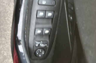 PEUGEOT 208 1 PHASE 2 1.2 VTI - 12V