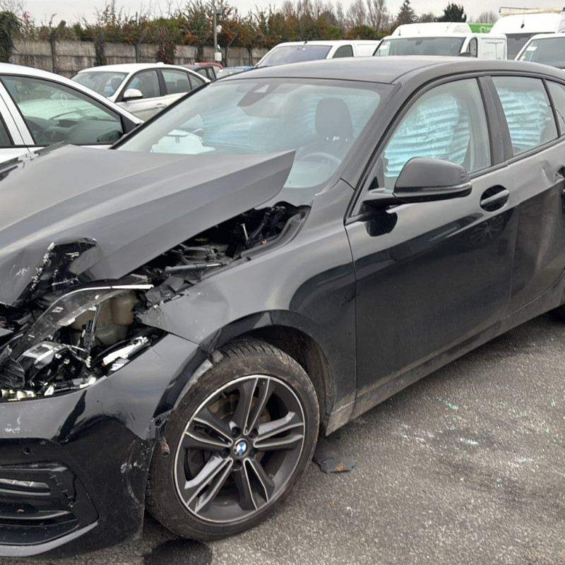 BMW SERIE 1 F40 116d 1.5D - 12V TURBO Photo n°1