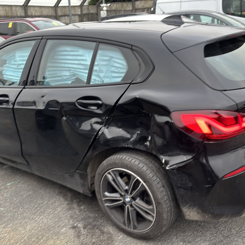 BMW SERIE 1 F40 116d 1.5D - 12V TURBO Photo n°6