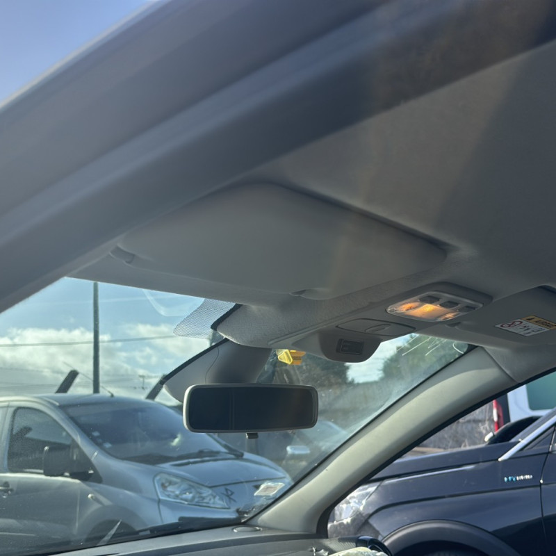 RENAULT CLIO 4 PHASE 1 1.5 DCI - 8V TURBO Photo n°17