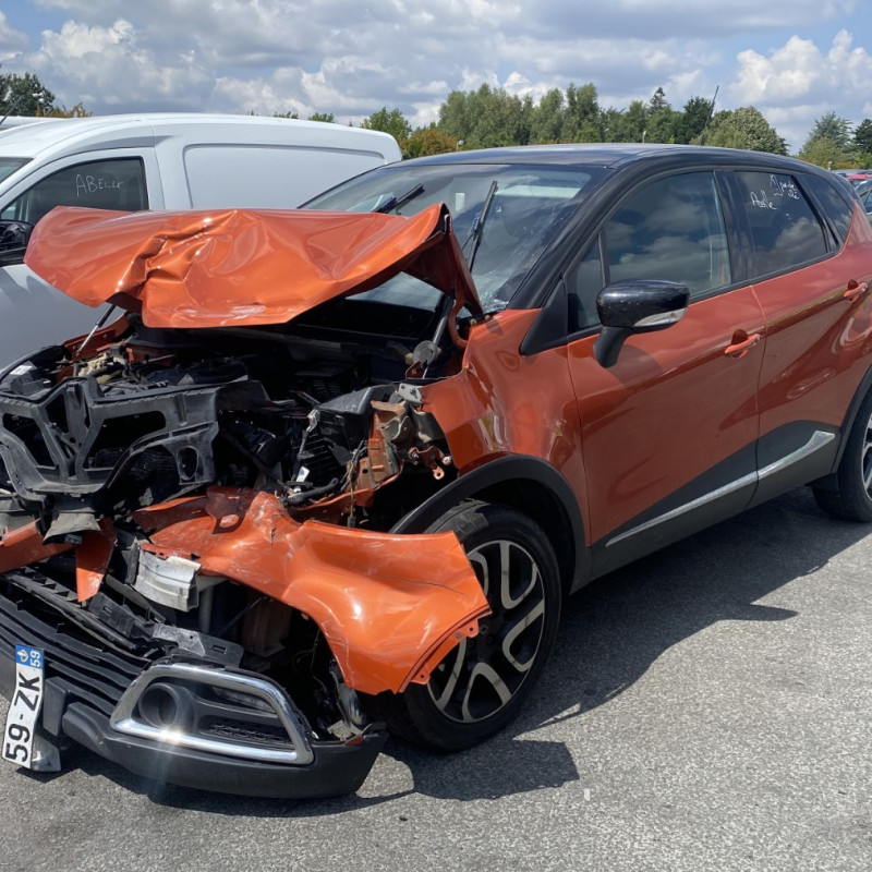 RENAULT CAPTUR 1 PHASE 1 1.5 DCI - 8V TURBO Photo n°1
