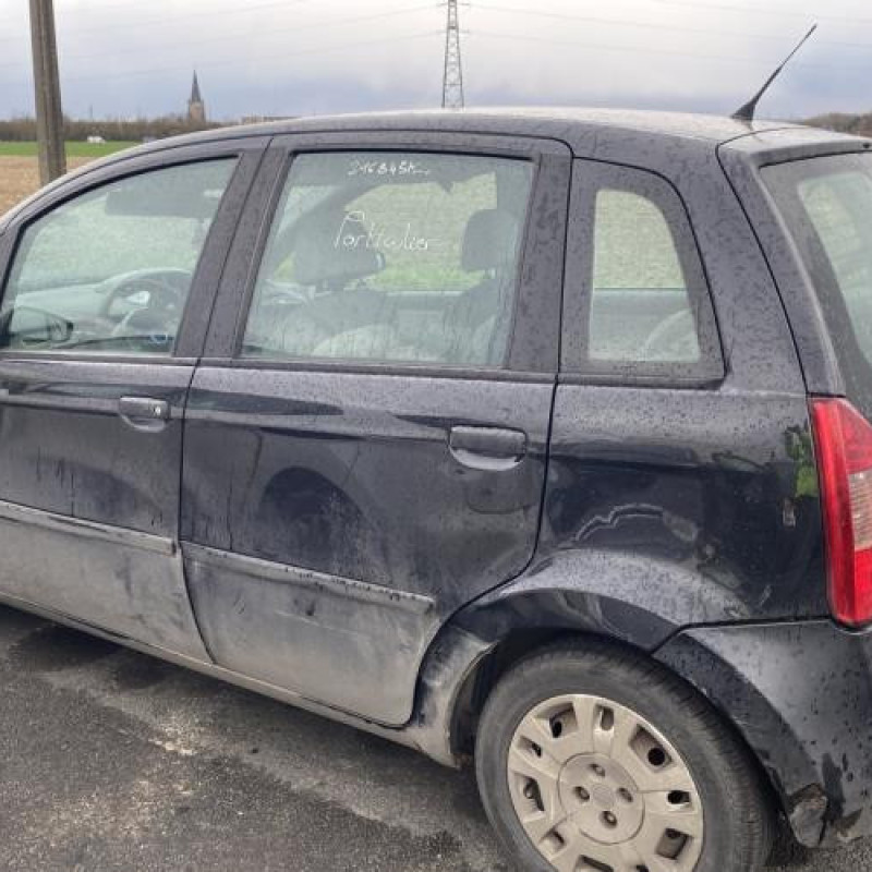 Retroviseur droit FIAT IDEA Photo n°20