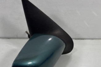 Retroviseur droit FORD FIESTA 4