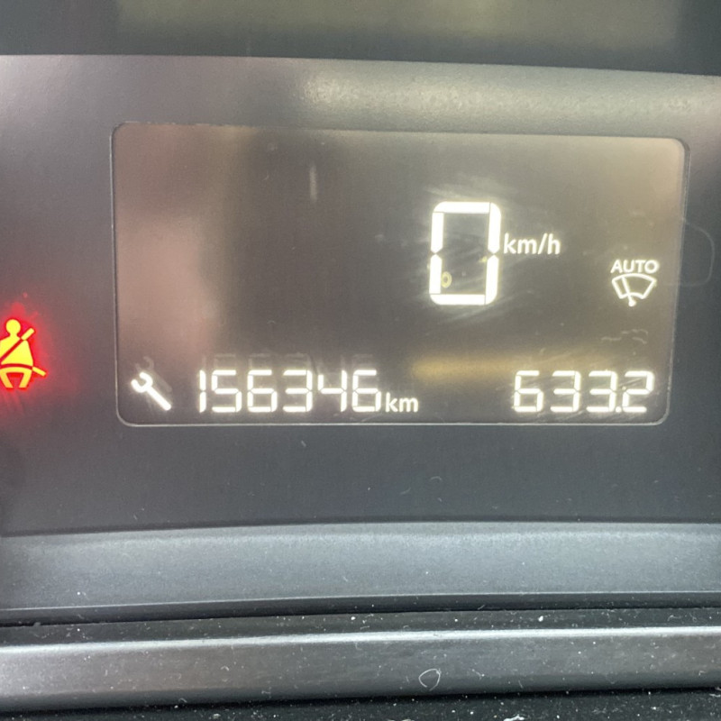 PEUGEOT 308 2 PHASE 1 1.6 BLUE HDI - 8V TURBO Photo n°11