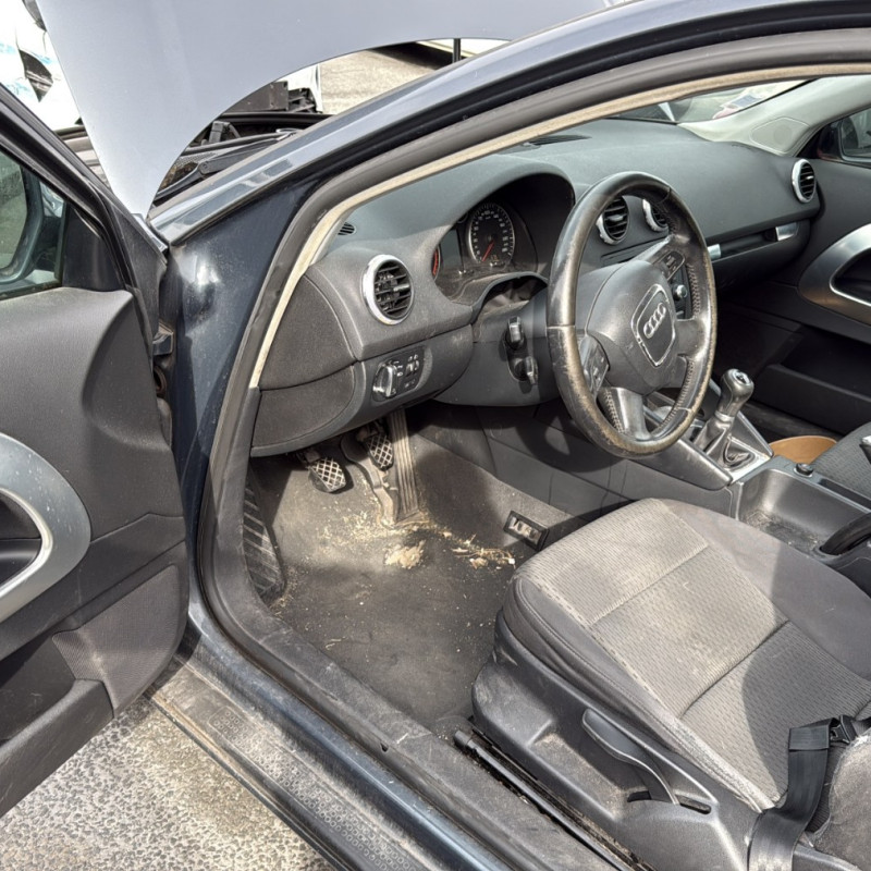 AUDI A3 2 PHASE 2 1.9 TDI - 8V TURBO Photo n°12