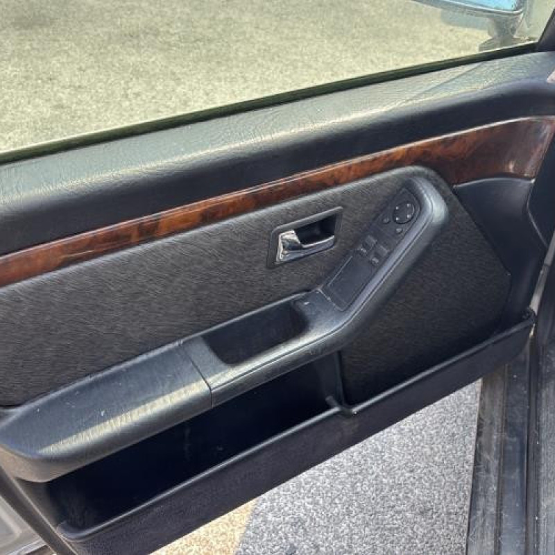 Retroviseur droit AUDI 80 3 Photo n°13