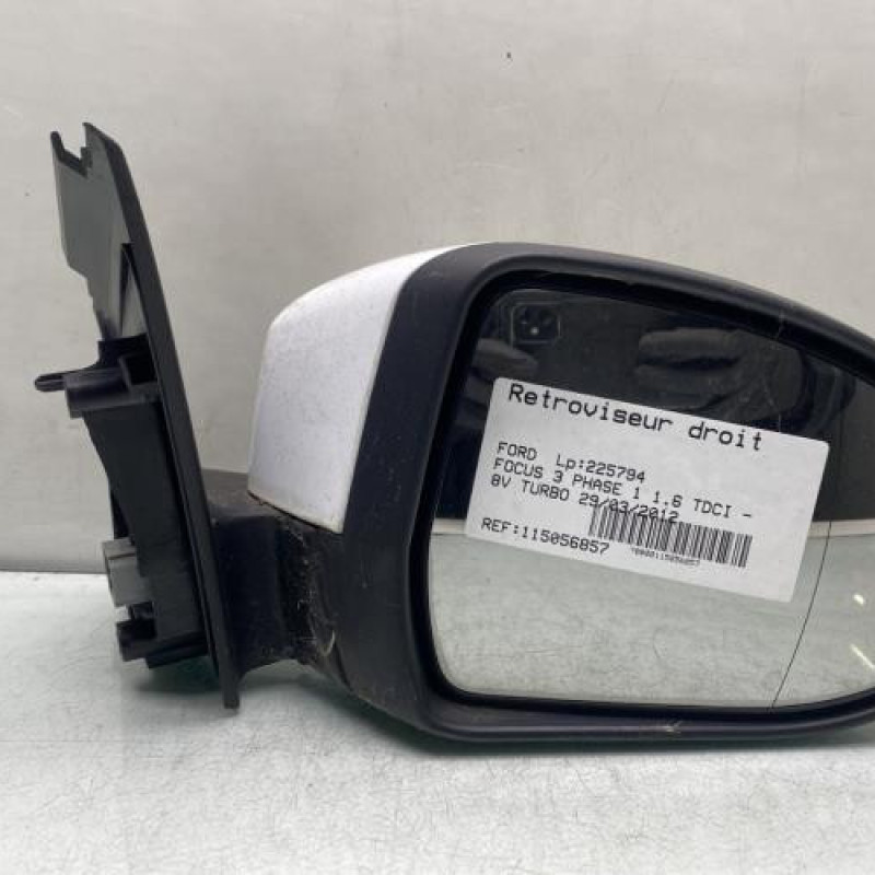 Retroviseur droit FORD FOCUS 3 Photo n°1
