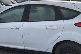 Retroviseur droit FORD FOCUS 3