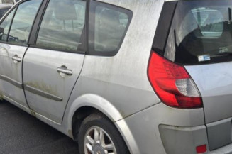 Reservoir essence RENAULT GRAND SCENIC 2