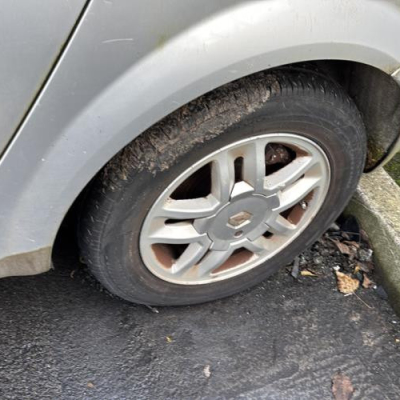 Reservoir essence RENAULT GRAND SCENIC 2 Photo n°20