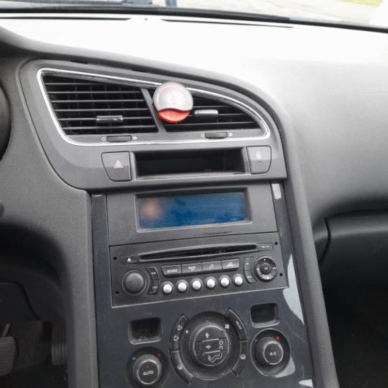 Pompe de direction PEUGEOT 5008 1 Photo n°9