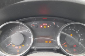 Pompe de direction PEUGEOT 5008 1