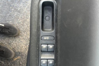 Pompe de direction PEUGEOT 5008 1