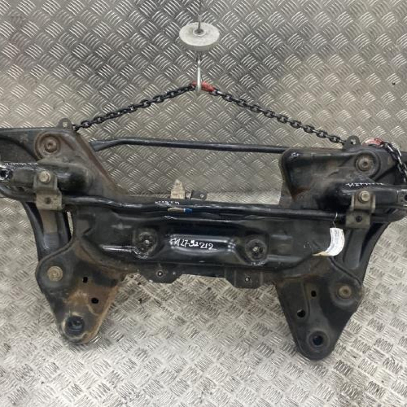 Berceau avant PEUGEOT 208 1 Photo n°1