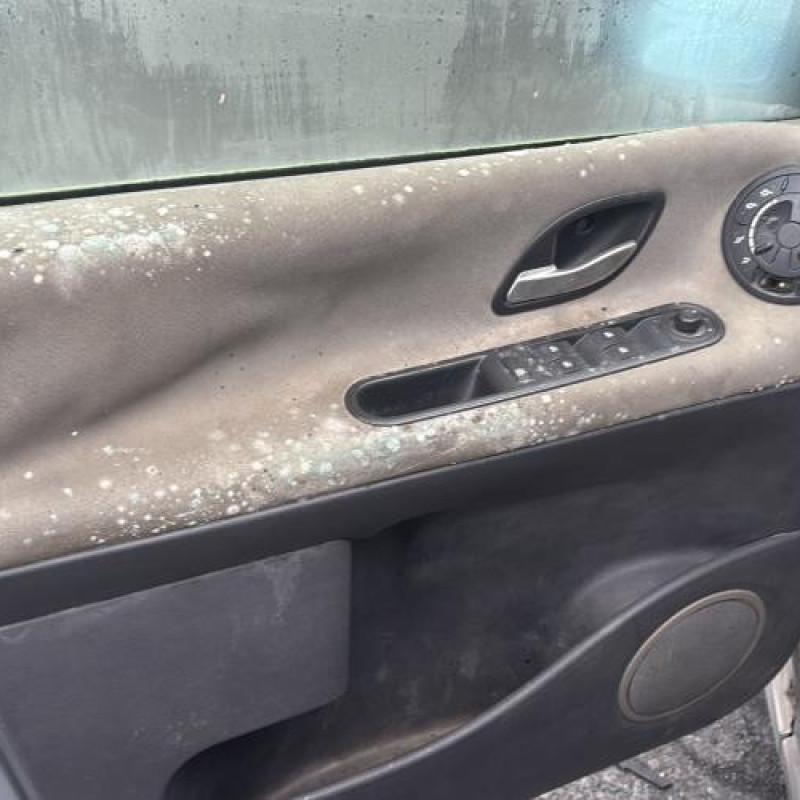 Compresseur clim RENAULT ESPACE 4 Photo n°9