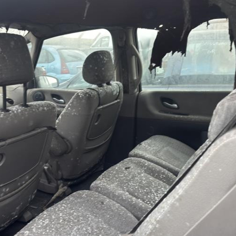 Compresseur clim RENAULT ESPACE 4 Photo n°12