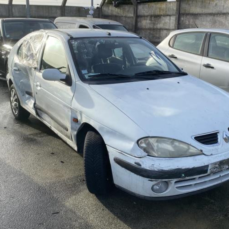 Jante RENAULT MEGANE 1 Photo n°9