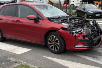 VOLKSWAGEN GOLF 8 PHASE 1 1.0 TSI - 12V TURBO