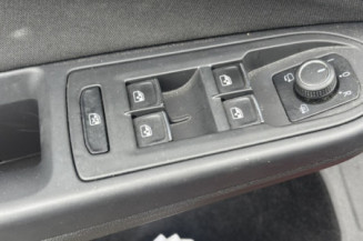 VOLKSWAGEN GOLF 8 PHASE 1 1.0 TSI - 12V TURBO