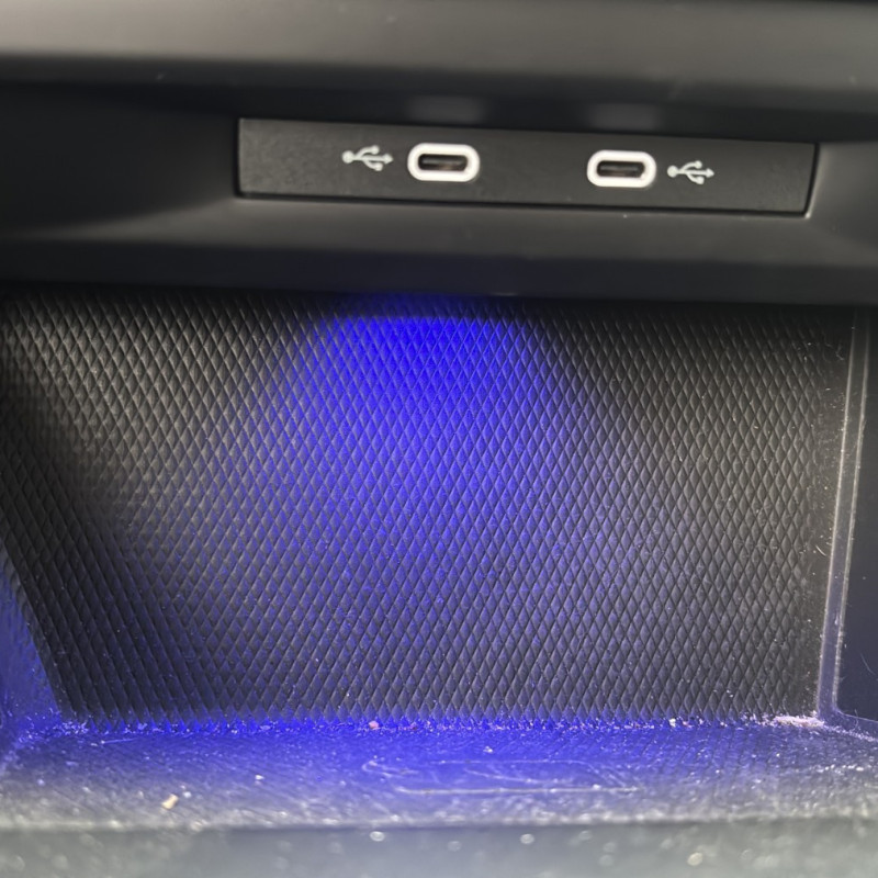 VOLKSWAGEN GOLF 8 PHASE 1 1.0 TSI - 12V TURBO Photo n°28