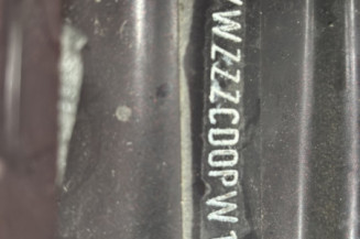 VOLKSWAGEN GOLF 8 PHASE 1 1.0 TSI - 12V TURBO