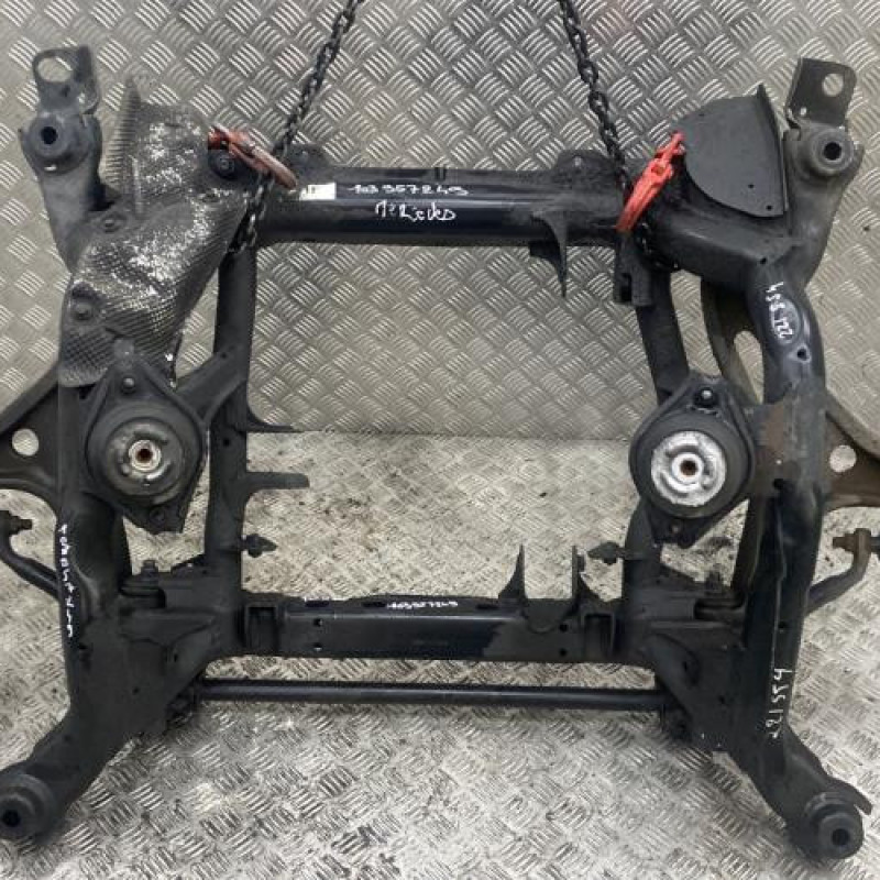 Berceau avant MERCEDES CLASSE R 251 Photo n°1