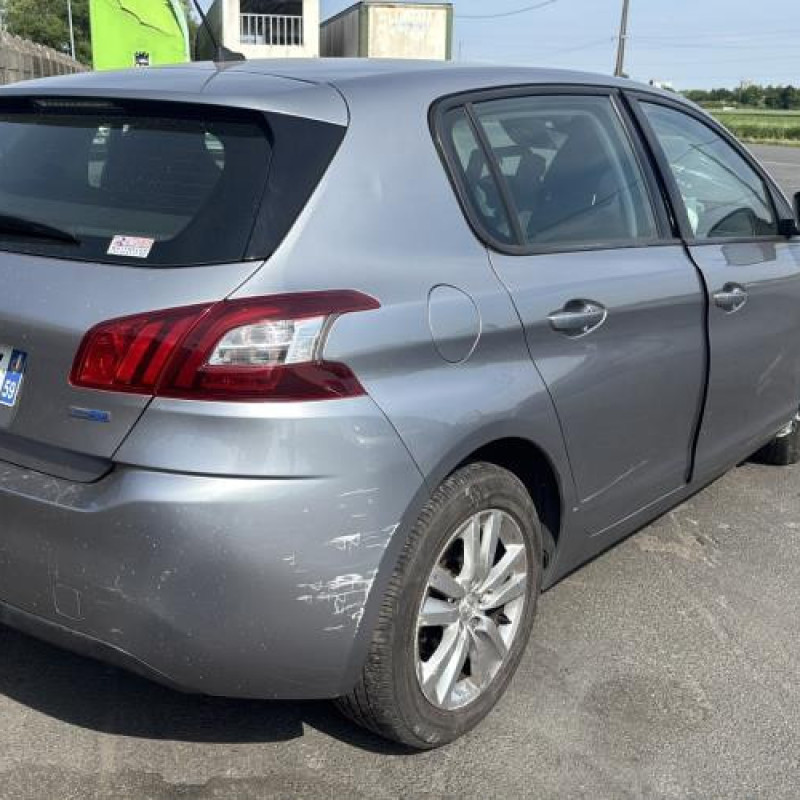 Alternateur PEUGEOT 308 2 Photo n°6