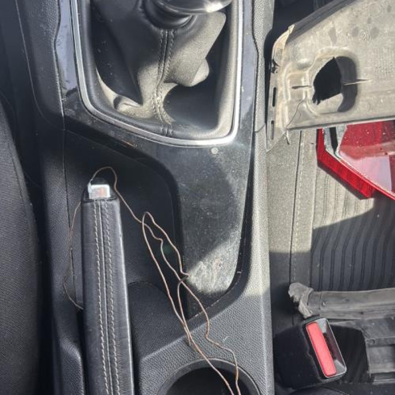 Alternateur PEUGEOT 308 2 Photo n°20