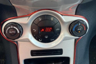 Aile avant gauche FORD FIESTA 6