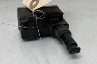 Actionneur verrou trappe d'essence PEUGEOT 208 2 Photo n°1