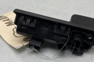 Bouton de coffre AUDI A3 4
