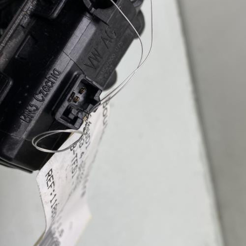 Bouton de coffre AUDI A3 4 Photo n°3